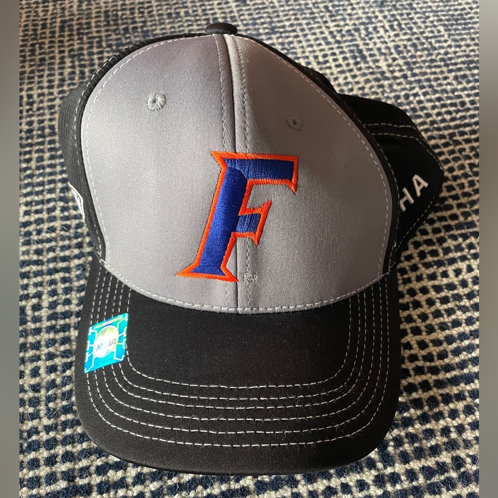 NWT NCAA gators baseball hat